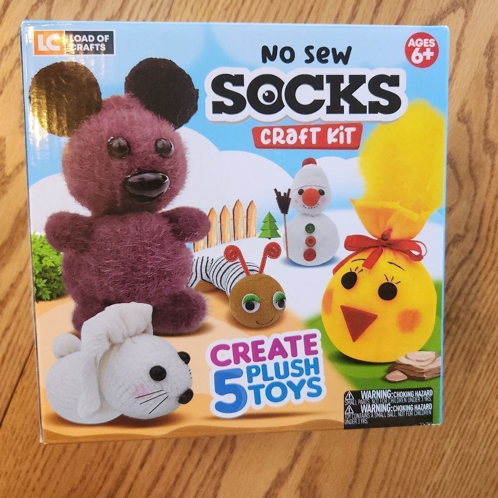 13 Socks No Sew Craft kit Create five Toys-Snowman Chick Caterpillar Bear Bunny
